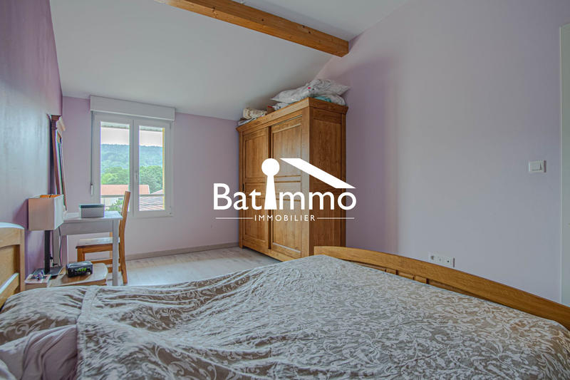 Appartement - 111 m² - 5 pièces