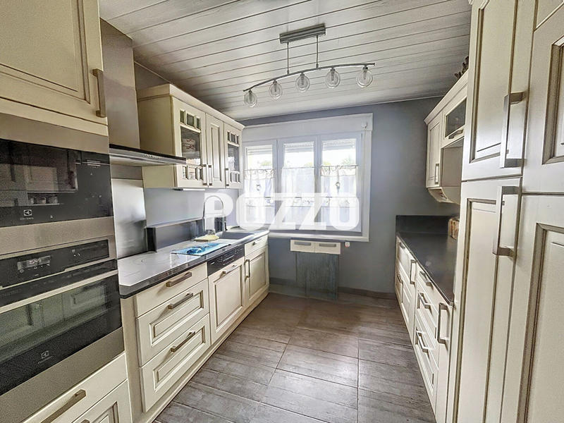 Maison - 120 m² - 5 pièces