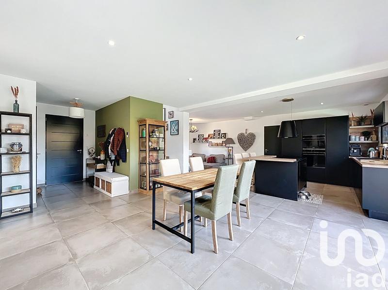 Maison - 107 m² - 4 pièces