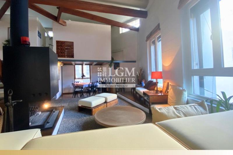 Loft - 103 m² - 3 pièces