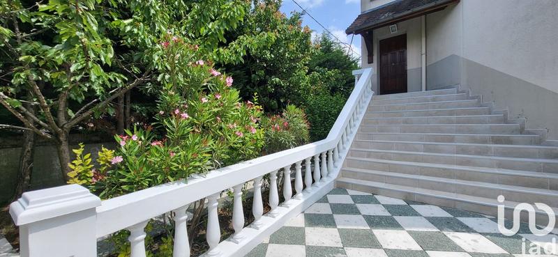 Maison - 160 m² - 5 pièces