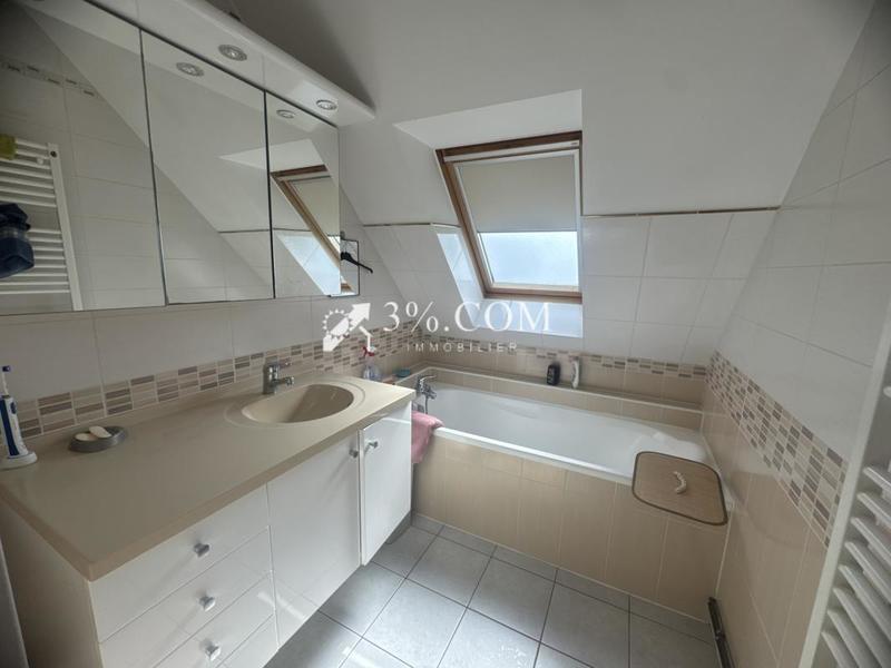 Pavillon - 140 m² - 8 pièces