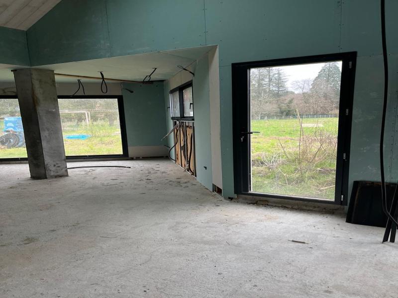 Maison - 250 m² - 8 pièces