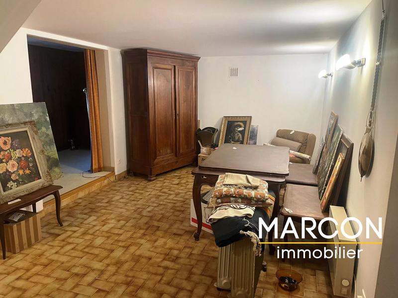 Maison - 104 m² - 4 pièces