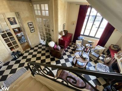 Maison bourgeoise - 203 m² - 7 pièces