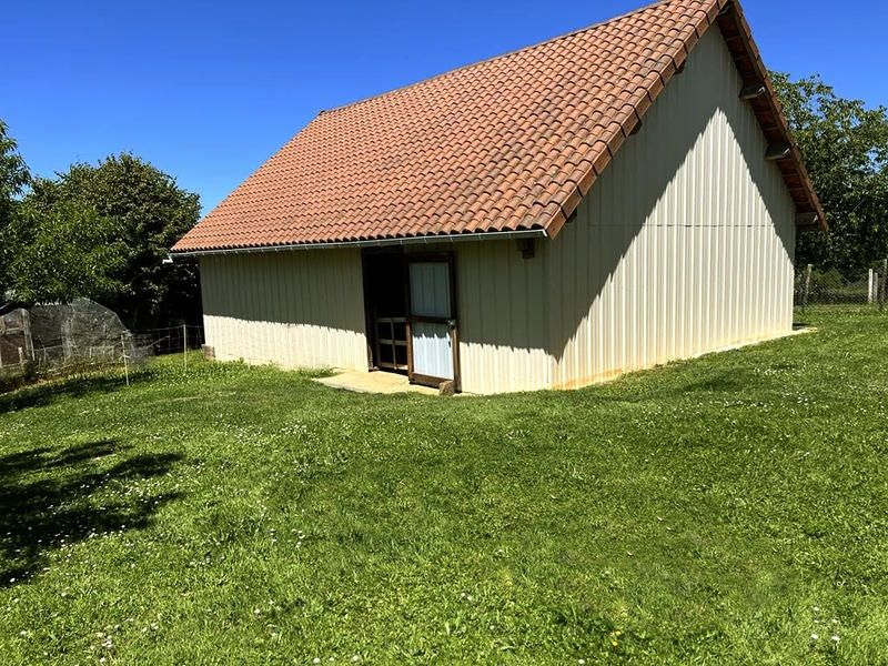 Maison - 90 m² - 5 pièces