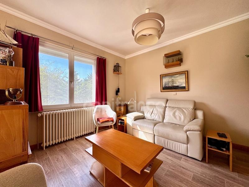 Maison - 180 m² - 6 pièces