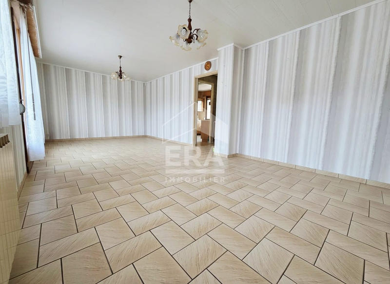 Maison - 120 m² - 7 pièces