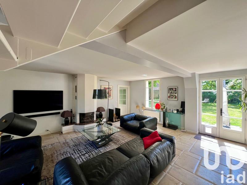 Maison - 203 m² - 8 pièces