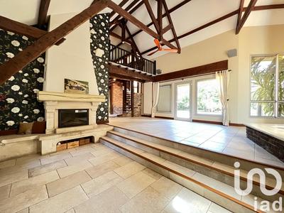 Maison - 274 m² - 7 pièces