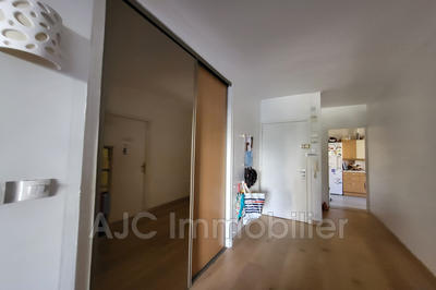 Appartement - 91 m² - 4 pièces