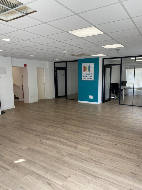 Local d'activités - 150 m²