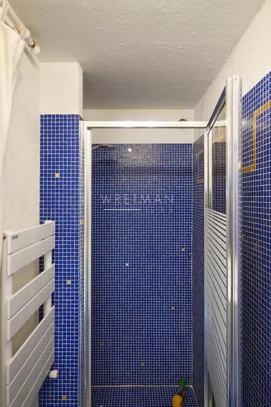 Maison - 232 m² - 9 pièces