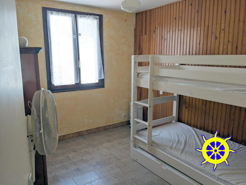 Villa - 100 m² - 5 pièces