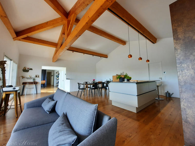 Maison - 200 m² - 6 pièces