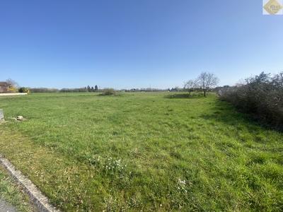 Terrain constructible - 1 224 m²