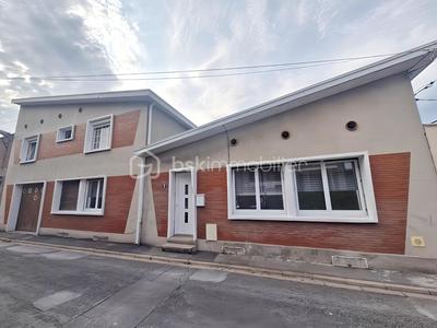 Maison de ville - 190 m² - 6 pièces