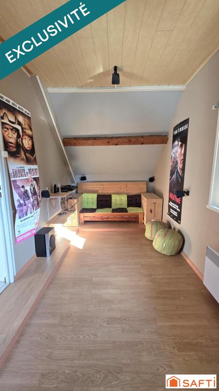 Maison - 163 m² - 7 pièces