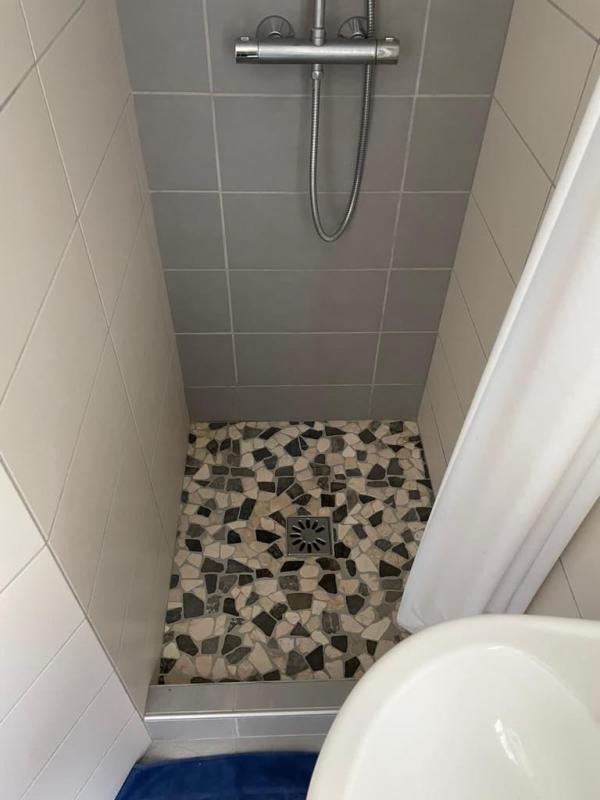 Studio - 25 m² - 1 pièce