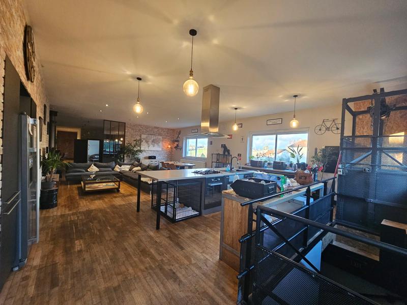 Maison ancienne - 180 m² - 5 pièces