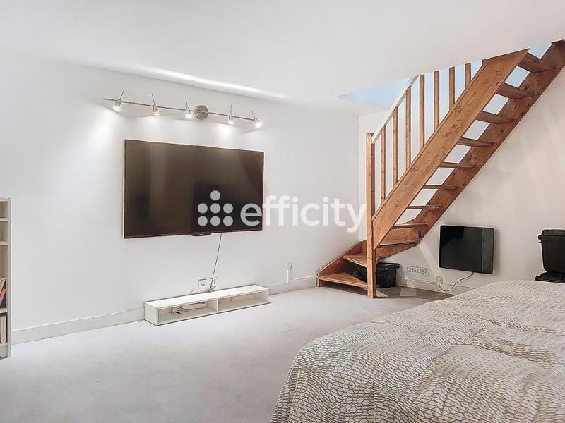 Appartement ancien - 66 m² - 3 pièces