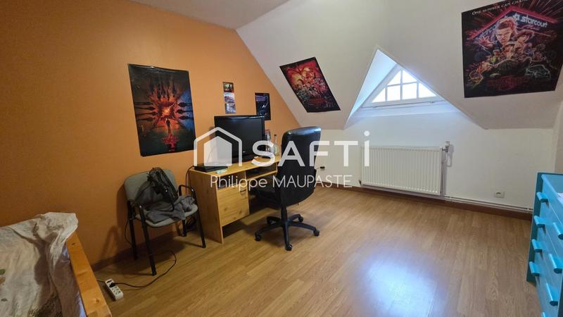 Maison - 175 m² - 9 pièces