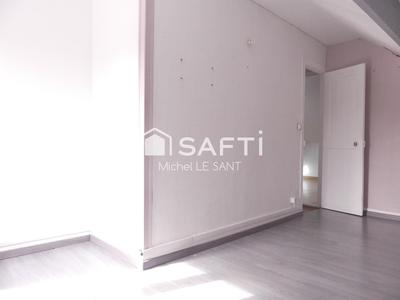 Maison - 141 m² - 9 pièces