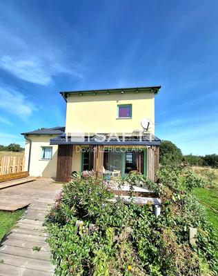 Maison - 90 m² - 5 pièces