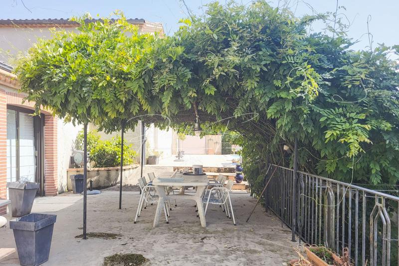 Maison - 251 m² - 8 pièces