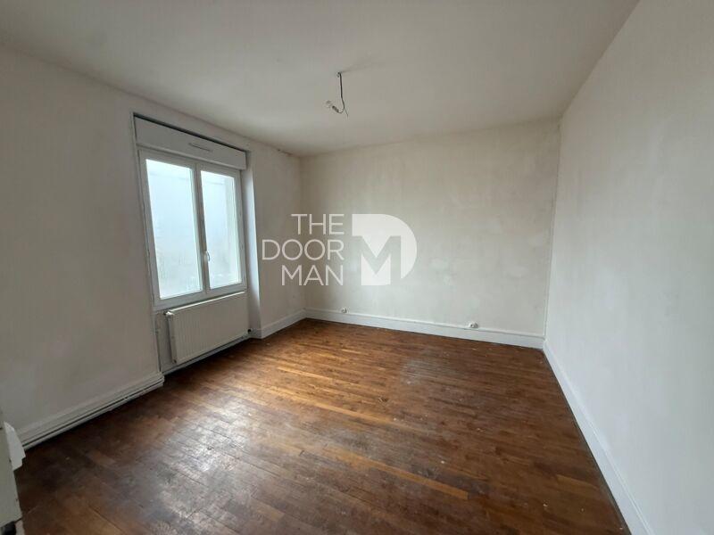 Maison - 85 m² - 5 pièces