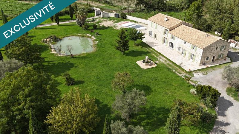 Maison - 458 m² - 15 pièces