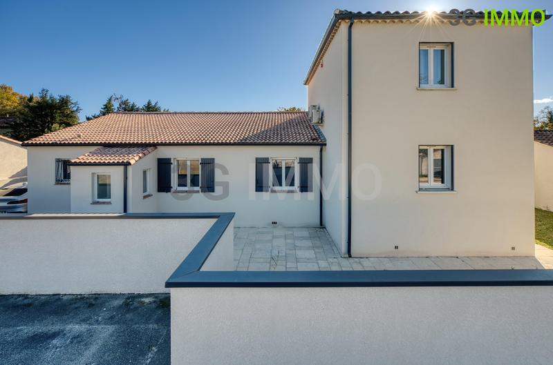 Maison - 164 m² - 7 pièces
