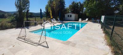 Maison - 221 m² - 9 pièces