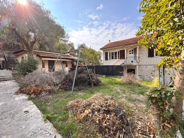 Maison - 166 m² - 6 pièces