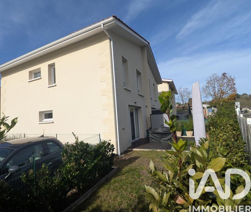 Maison - 91 m² - 4 pièces