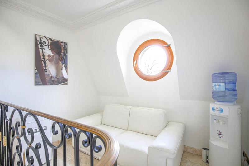 Villa - 192 m² - 6 pièces