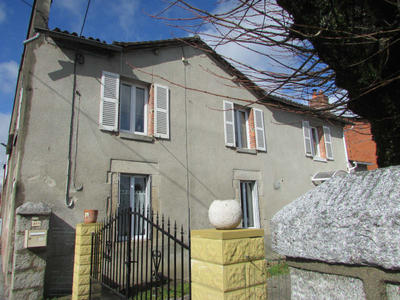 Maison - 104 m² - 5 pièces