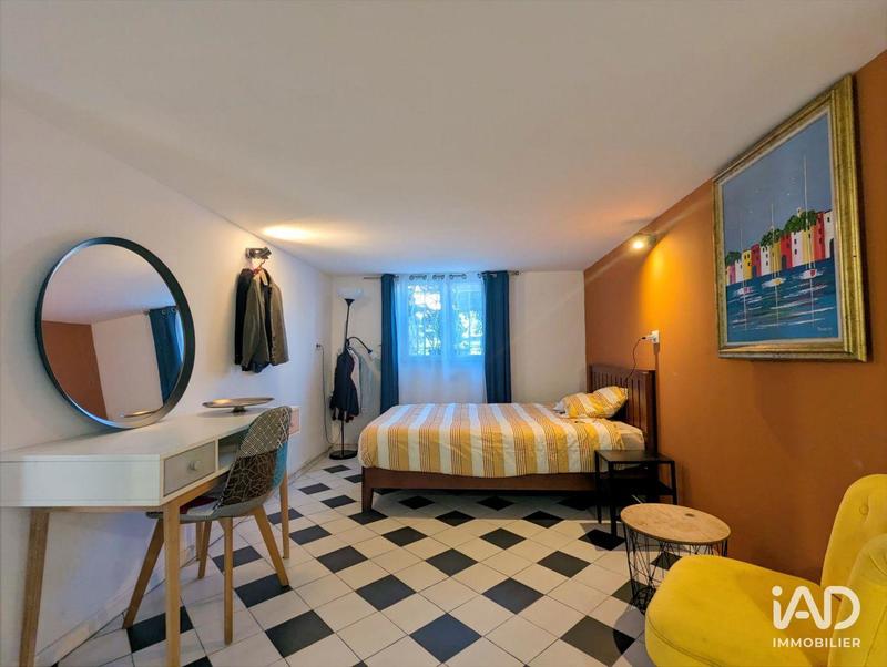 Maison - 174 m² - 6 pièces