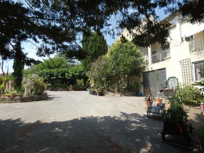 Maison - 320 m² - 8 pièces