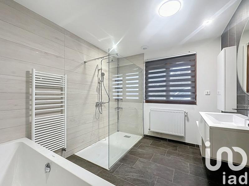 Maison - 187 m² - 7 pièces