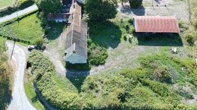 Maison - 246 m² - 10 pièces