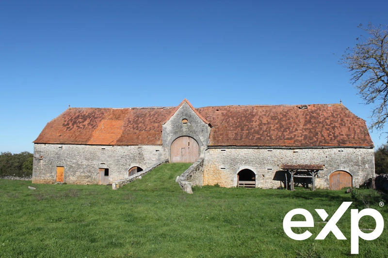 Ferme - 800 m² - 1 pièce