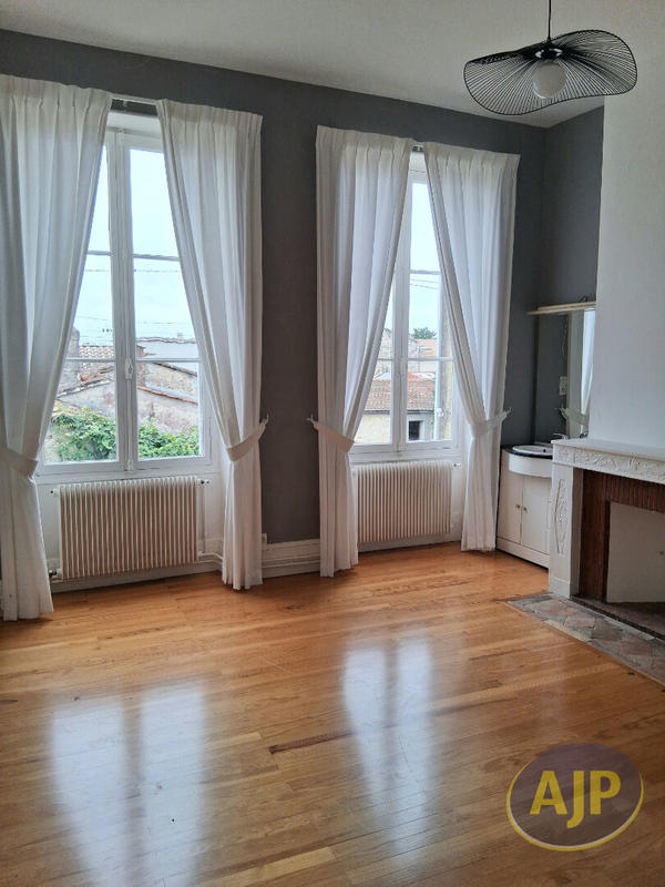 Maison de maîtres - 266 m² - 5 pièces