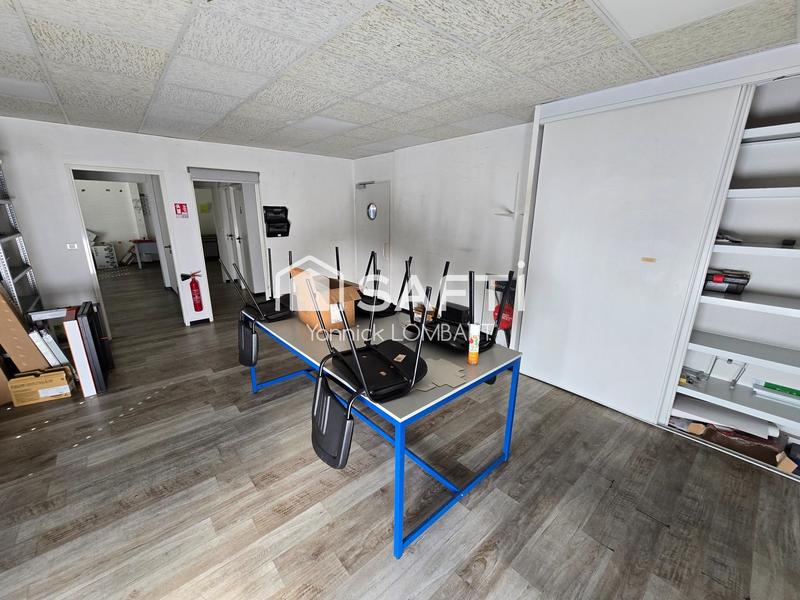 Local commercial - 1 000 m² - 5 pièces