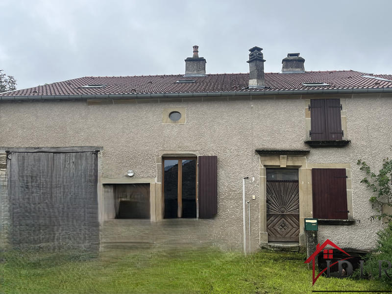 Maison - 255 m² - 7 pièces