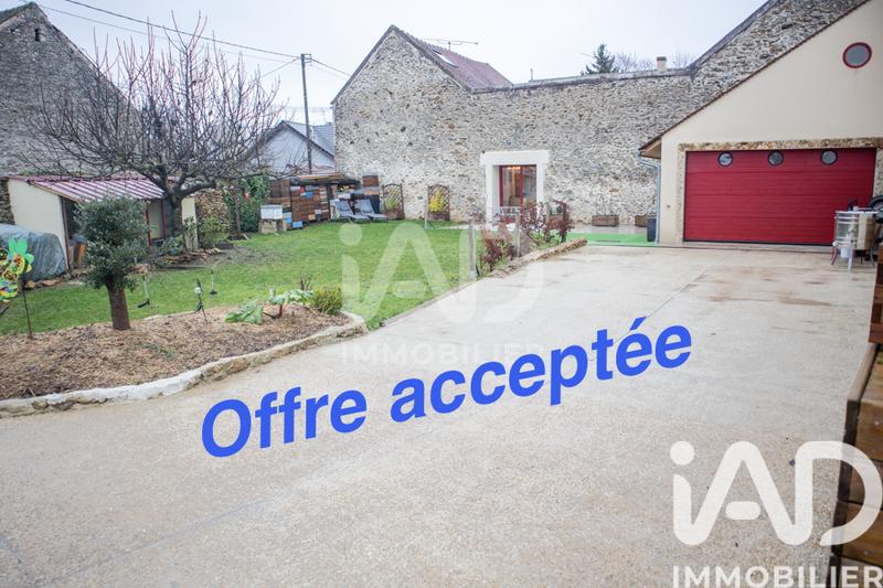 Maison - 98 m² - 4 pièces
