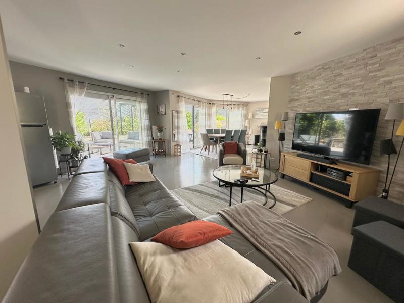 Maison - 145 m² - 5 pièces