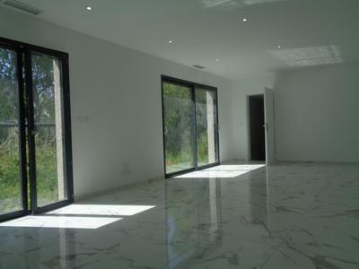 Maison - 98 m² - 4 pièces