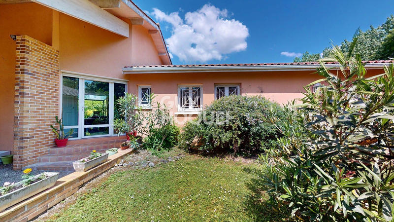 Maison - 164 m² - 5 pièces