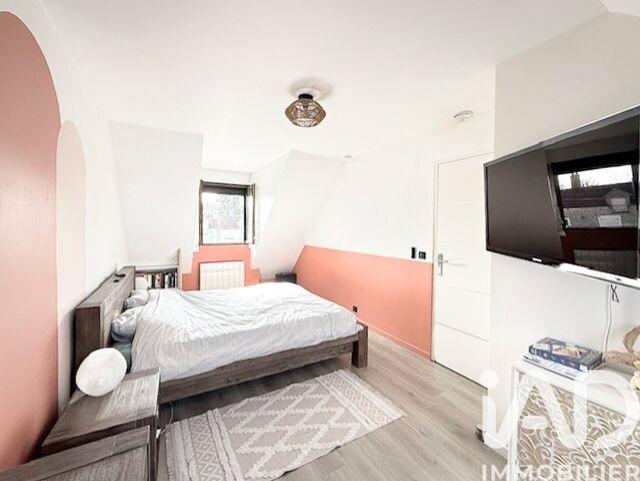 Maison - 147 m² - 8 pièces